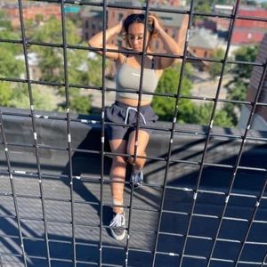 Meet your Posher, Jenna